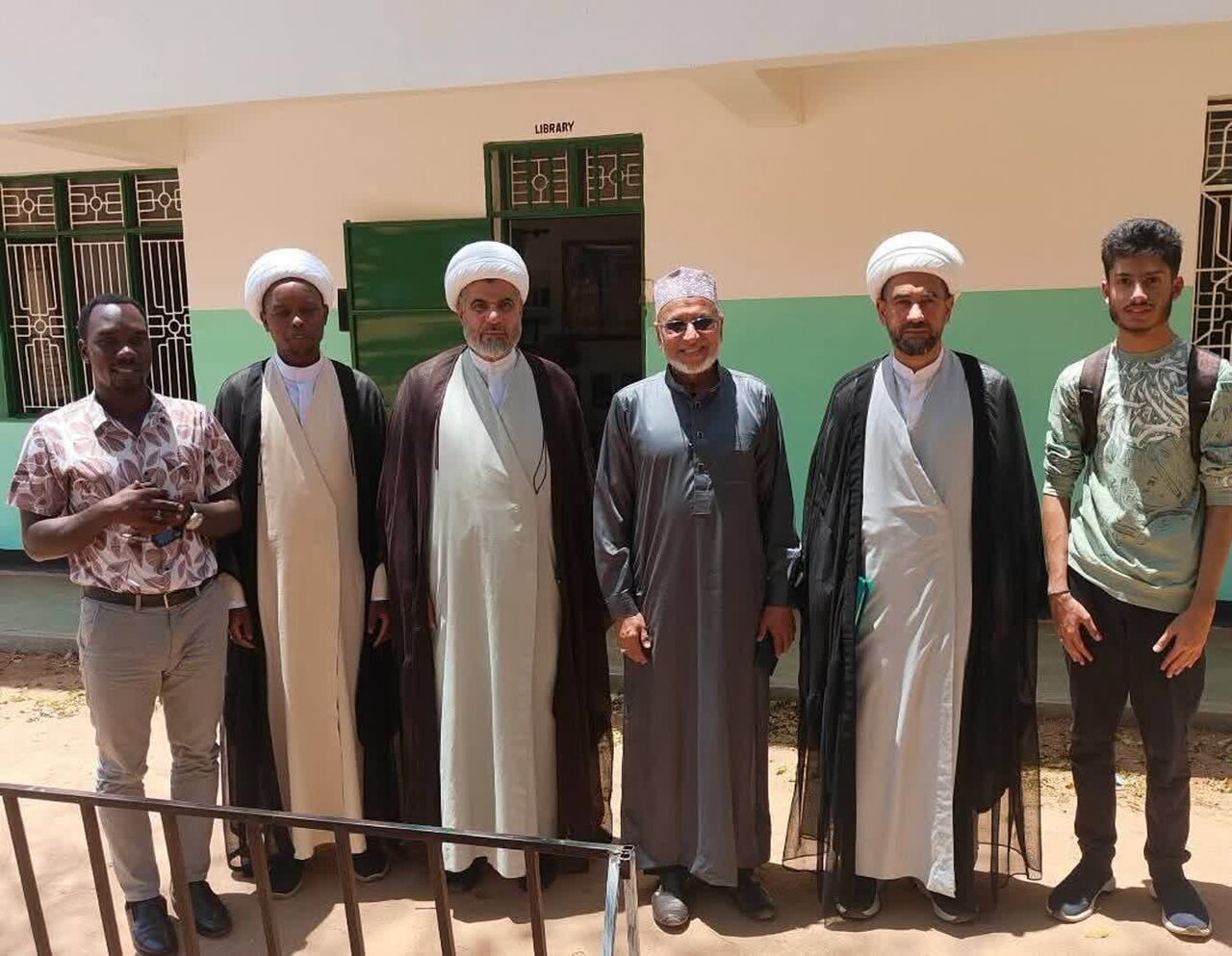Wanazuoni Kutoka Najaf Ashraf Watembelea Dar-ul-Muslimeen Dodoma