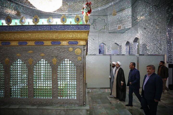 تصاویر / حضور امام جمعه قزوین در جمع شبانه مردم اسفرورین