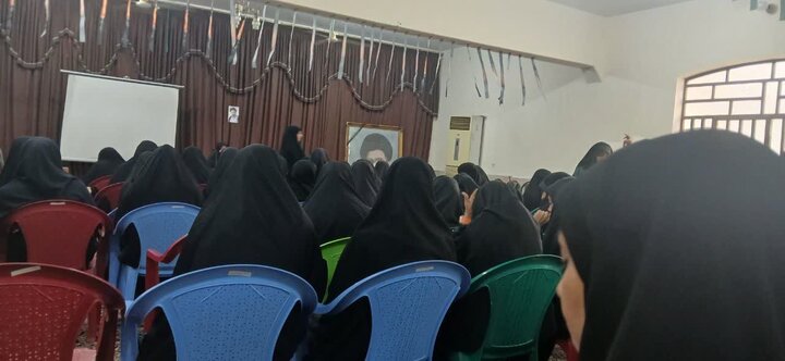 تصاویر/ دوره آموزشی “مطالعات اسلامی زنان” در مدرسه علمیه الزهرا (س) جیرفت