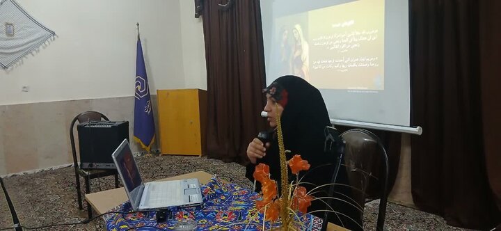 تصاویر/ دوره آموزشی “مطالعات اسلامی زنان” در مدرسه علمیه الزهرا (س) جیرفت