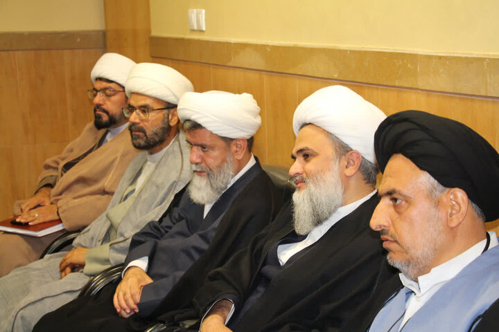 «عالم به زمان بودن» و «مخاطب‌شناسی» از ارکان موفقیت مبلّغان است