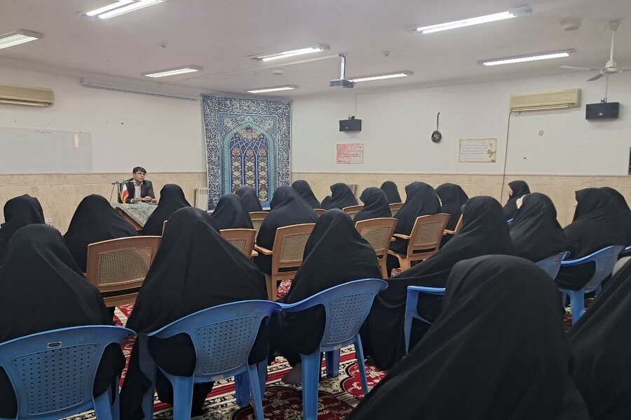 فضای مجازی با تغییر سبک زندگی، بنیان خانواده را تهدید می‌کند
