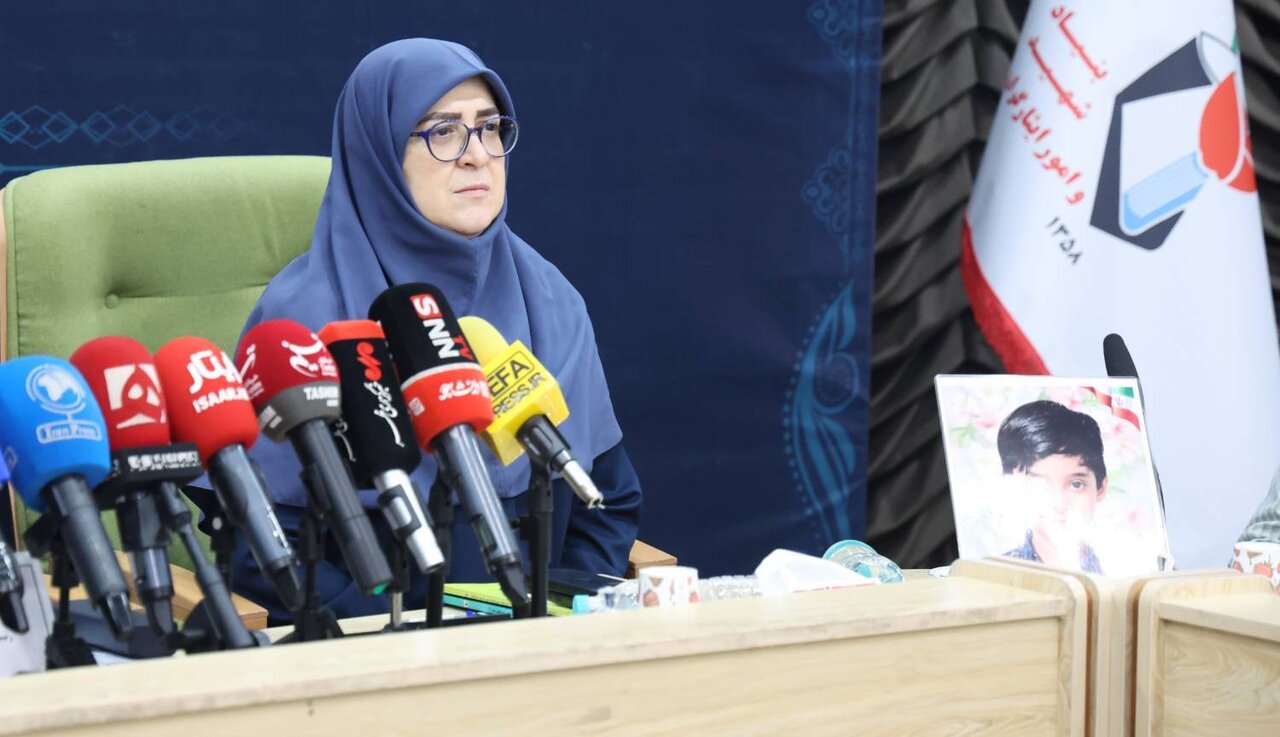 میناب، میِ ناب وجدان انسانی‌ است