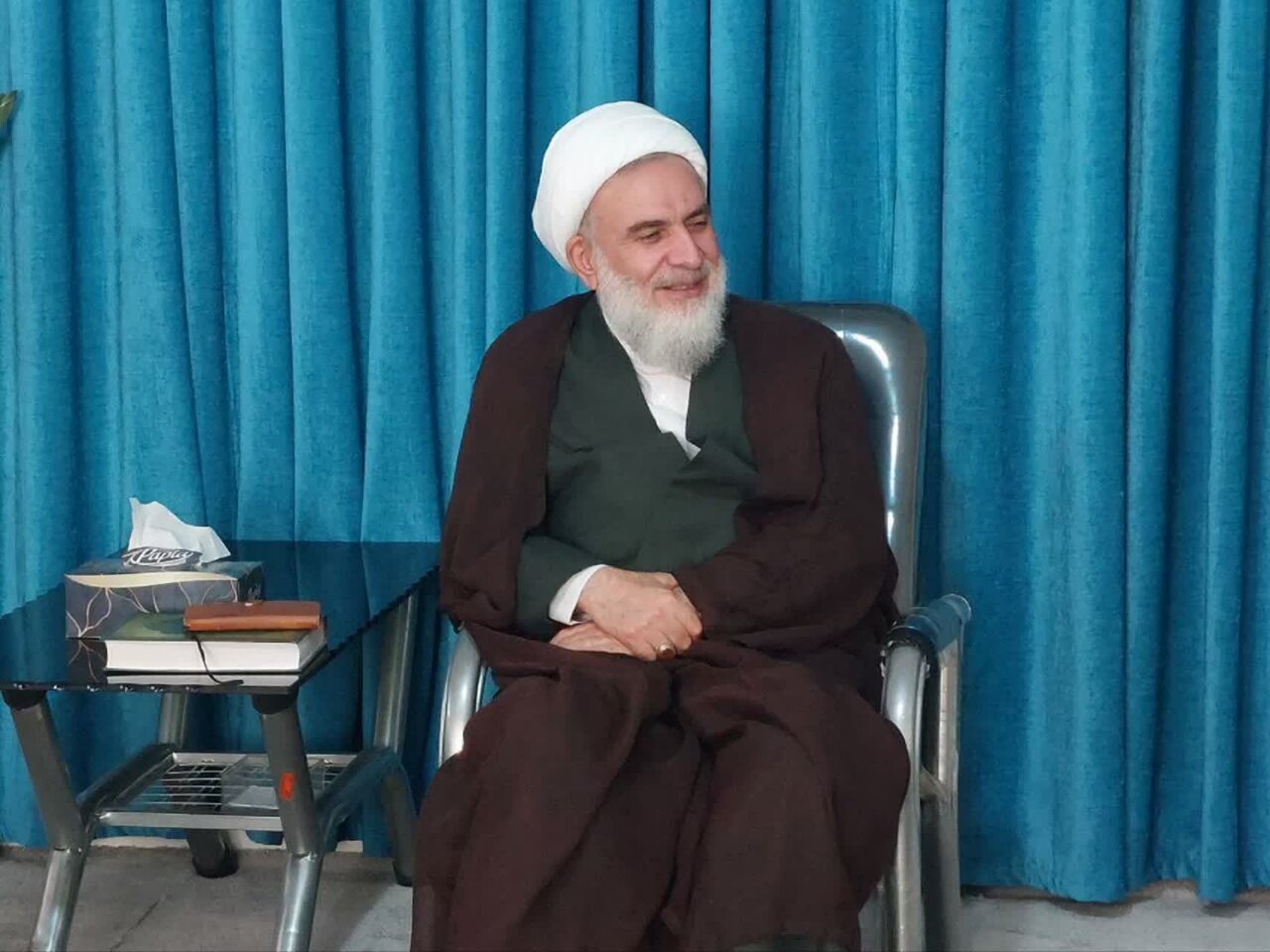 روحیه خدمتگزاری در جامعه نباید کمرنگ شود