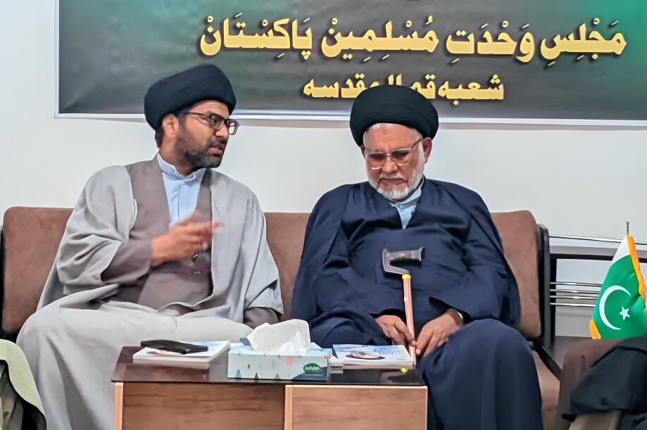 علامہ حسن ظفر نقوی کا دفتر ایم ڈبلیو ایم شعبہ قم کا دورہ / طلابِ علومِ دینیہ کی فکری و سیاسی تربیت اور تبلیغِ دین پر تاکید