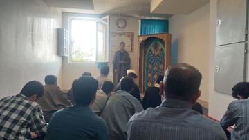 تمرین منبر از دوران طلبگی؛ ابتکار مدیر مدرسه علمیه تویسرکان برای پرورش مبلغان