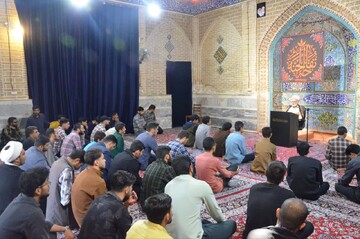 تصاویر/ حضور نماینده ولی‌فقیه در استان مرکزی در جمع طلاب مدرسه علمیه امام خمینی (ره) اراک