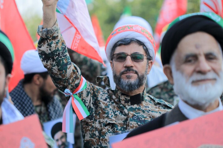 تصاویر| حضور اساتید و طلاب حوزه علمیه بیرجند در رزمایش جانفدا