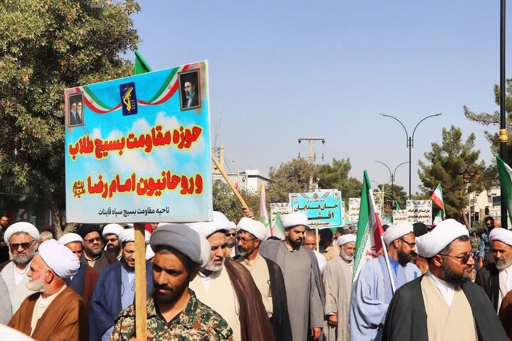 تصاویر | جلوه‌ای از حضور طلاب و روحانیون در شهرستان قاین