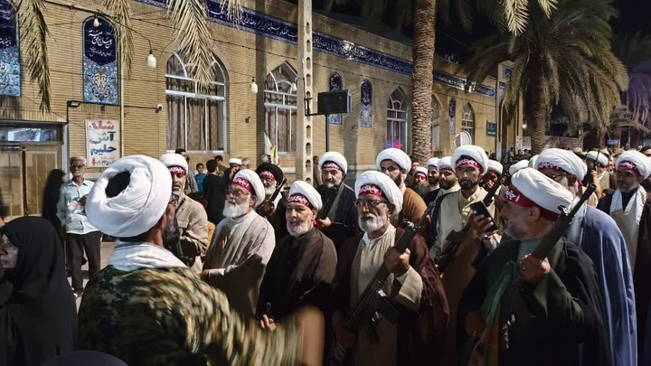 تصاویر| حضور طلاب و روحانیون شهرستان طبس در رزمایش جانفدا