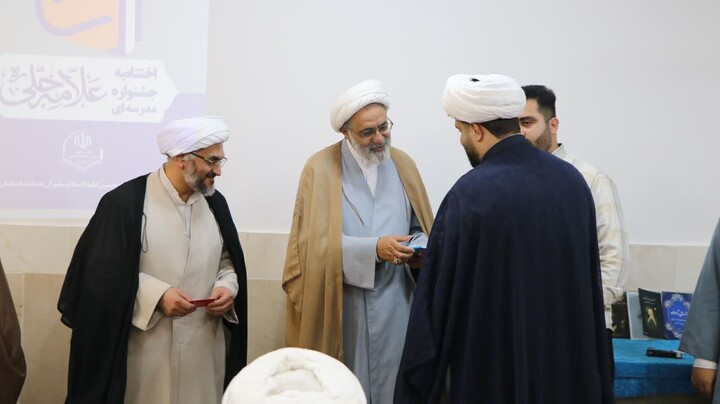 تصاویر| اختتامیه چهارمین جشنواره مدرسه ای علامه حلی(ره) در مدرسه علمیه رهنان