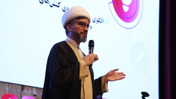 تصاویر/ نشست سالانه ائمه جمعه مراکز شهرستان‌های سراسر کشور