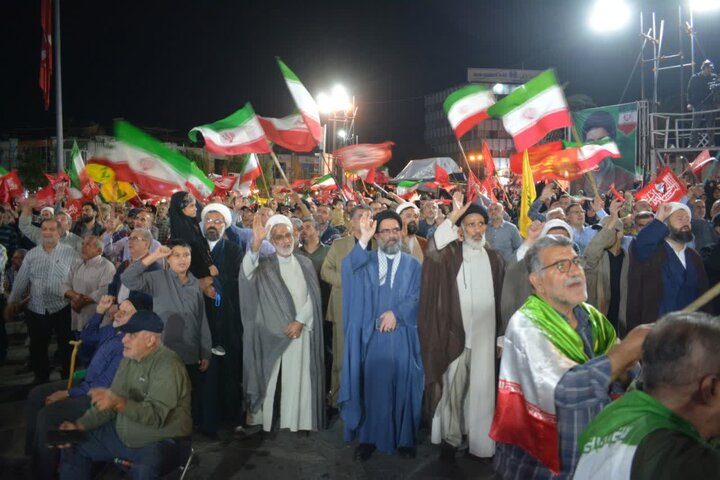 تصاویر / میدان‌داری علما و روحانیون شیعه و سنی در میدان وحدت گرگان