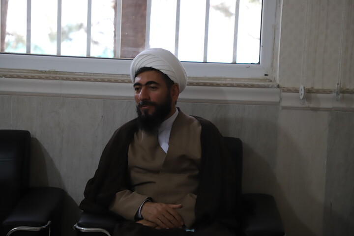 تصاویر/دیدار مدیر و جمعی از معاونین حوزه علمیه کردستان با رئیس عقیدتی سیاسی انتظامی کردستان
