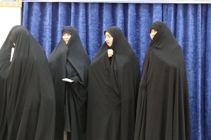 تصاویر/ آیین افتتاحیه سال تحصیلی جدید حوزه علمیه خواهران شهرستان بوشهر