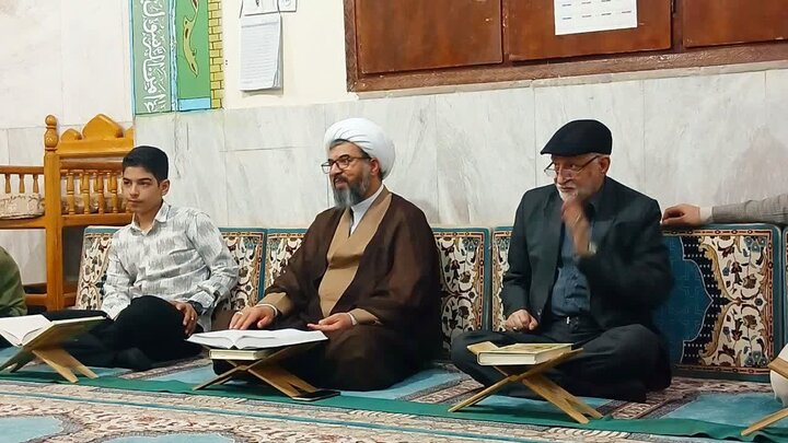 تصاویر/محفل تخصصی تلاوت قرآن کریم در مسجد امام سجاد(ع)الیگودرز