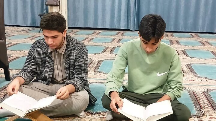 تصاویر/محفل تخصصی تلاوت قرآن کریم در مسجد امام سجاد(ع)الیگودرز