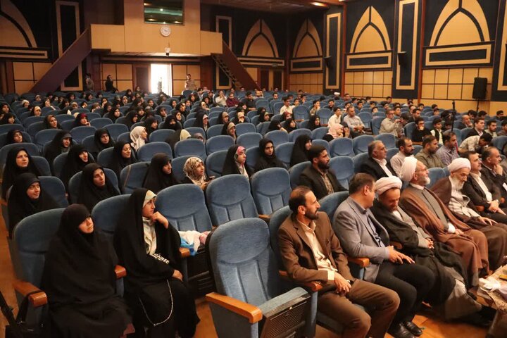 تصاویر/ افتتاحیه کشوری سی و پنجمین دوره مسابقات درسهایی از قرآن استاد قرائتی در شهرستان ساری