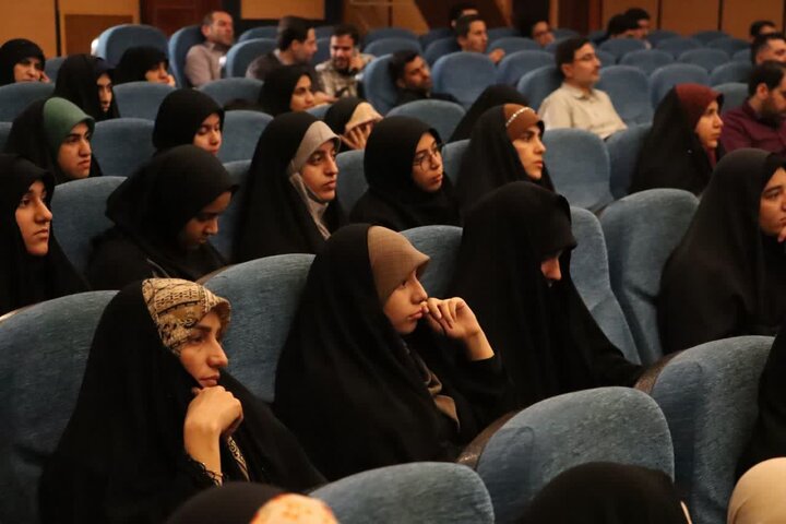 تصاویر/ افتتاحیه کشوری سی و پنجمین دوره مسابقات درسهایی از قرآن استاد قرائتی در شهرستان ساری