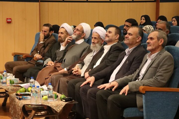 تصاویر/ افتتاحیه کشوری سی و پنجمین دوره مسابقات درسهایی از قرآن استاد قرائتی در شهرستان ساری