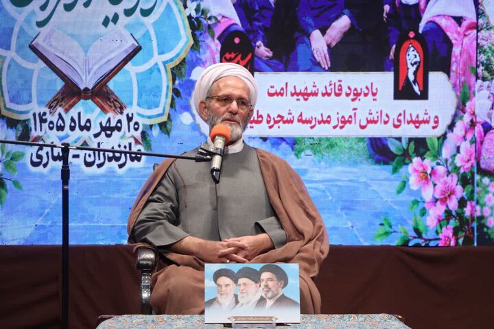 تصاویر/ افتتاحیه کشوری سی و پنجمین دوره مسابقات درسهایی از قرآن استاد قرائتی در شهرستان ساری