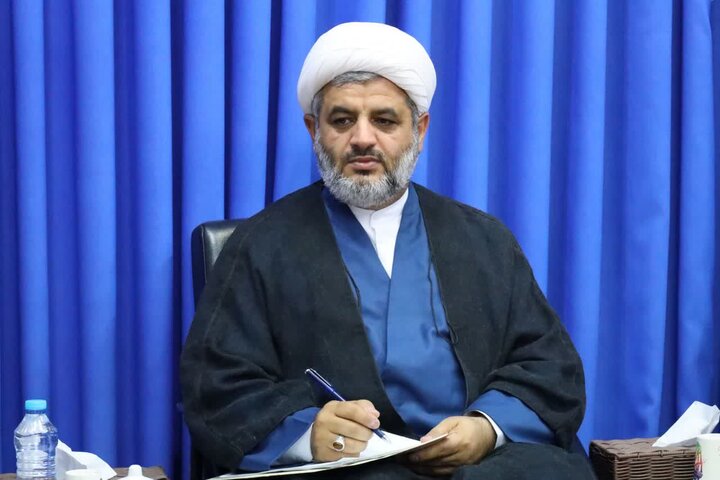 تصاویر/ دیدار مدیرکل و معاونین مرکز خدمات حوزه های علمیه مازندران با نماینده ولی‌فقیه در استان