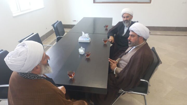 تصاویر/ دیدار امام جمعه دابودشت از مدرسه علمیه ابوالحسن (ع) شهرستان آمل
