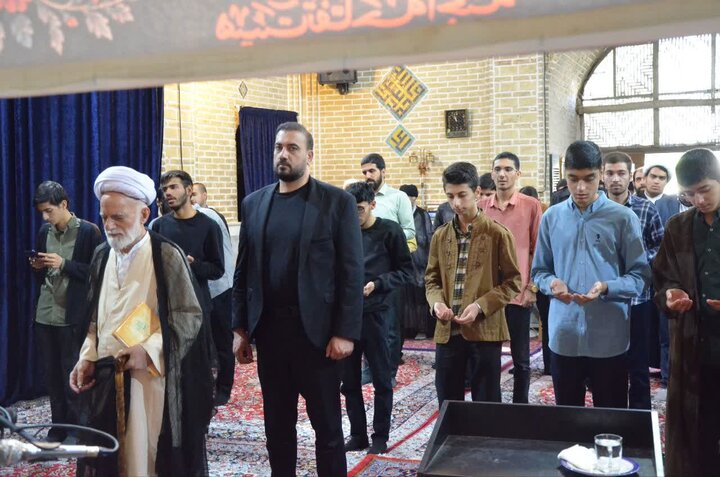 تصاویر/حضور نماینده ولی‌فقیه در استان مرکزی در جمع طلاب مدرسه علمیه امام خمینی (ره) اراک