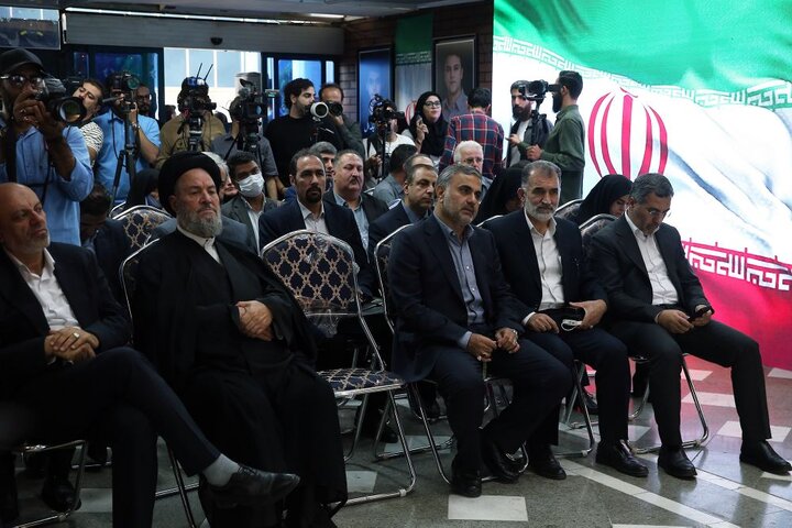 تصاویر/ یادمان شهدای دبستان شجره طیبه میناب