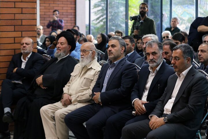 تصاویر/ یادمان شهدای دبستان شجره طیبه میناب