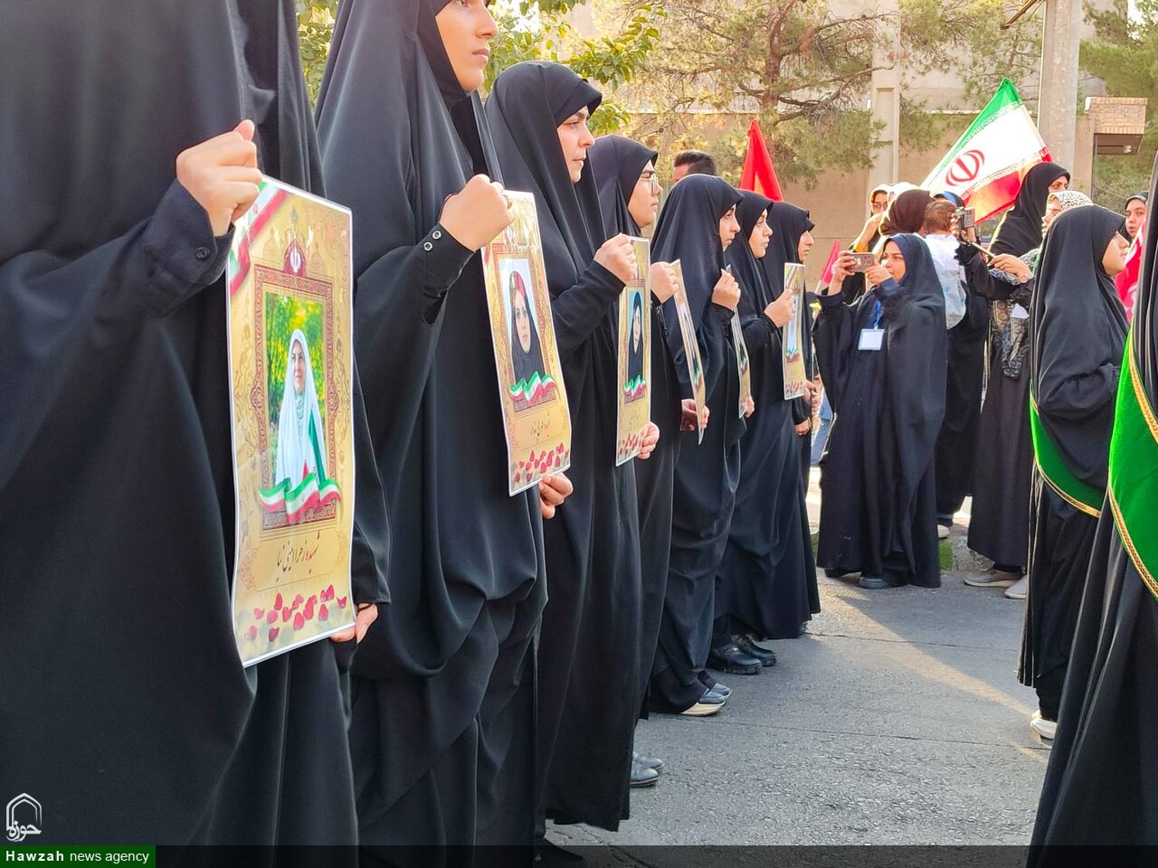 جانفدا؛ پیوند علم و ایمان با عمل انقلابی/ حوزههای علمیه، سنگر دفاع از آرمانهاست