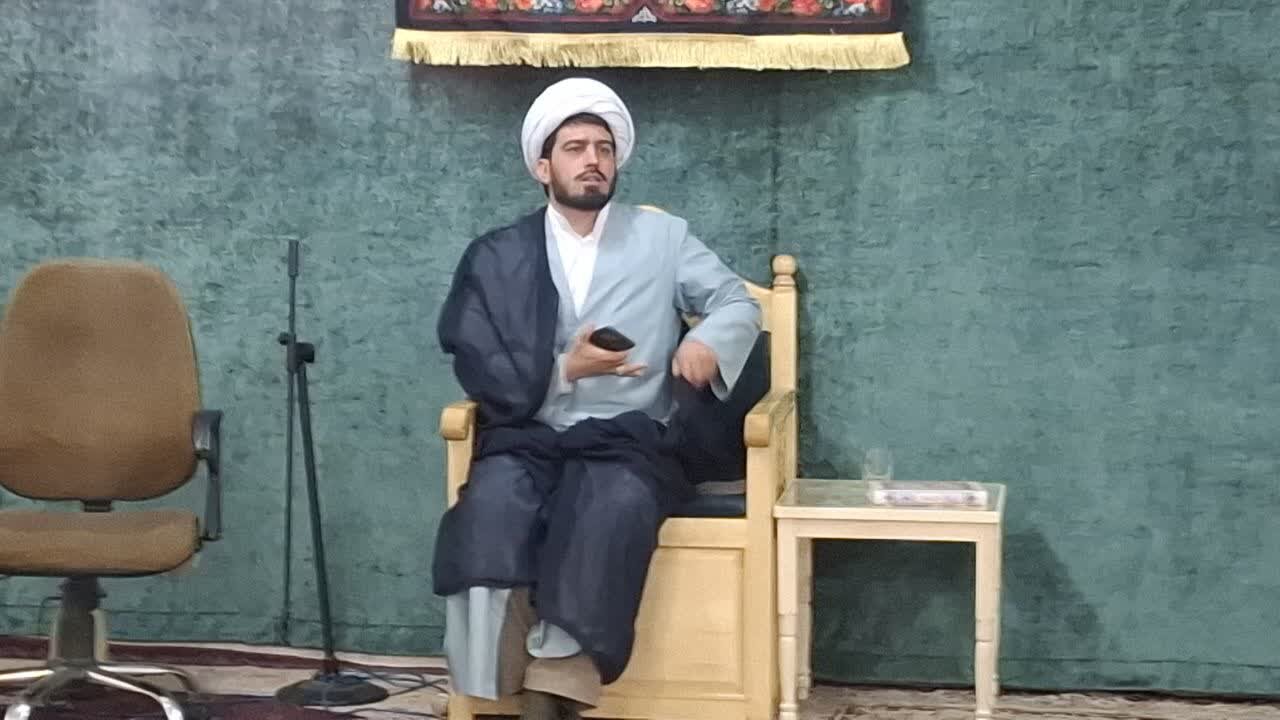 برگزاری نخستین جلسه آموشی طلاب مدرسه امیرالمومنین (ع)آران و بیدگل