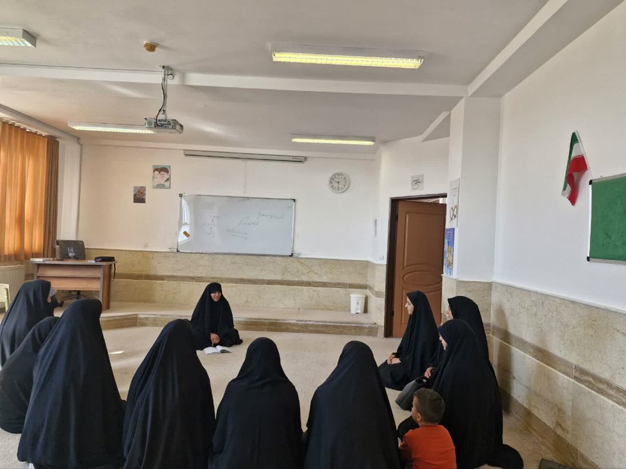 طرح «اربعین تعالی» در حوزه‌های علمیه خواهران کردستان
