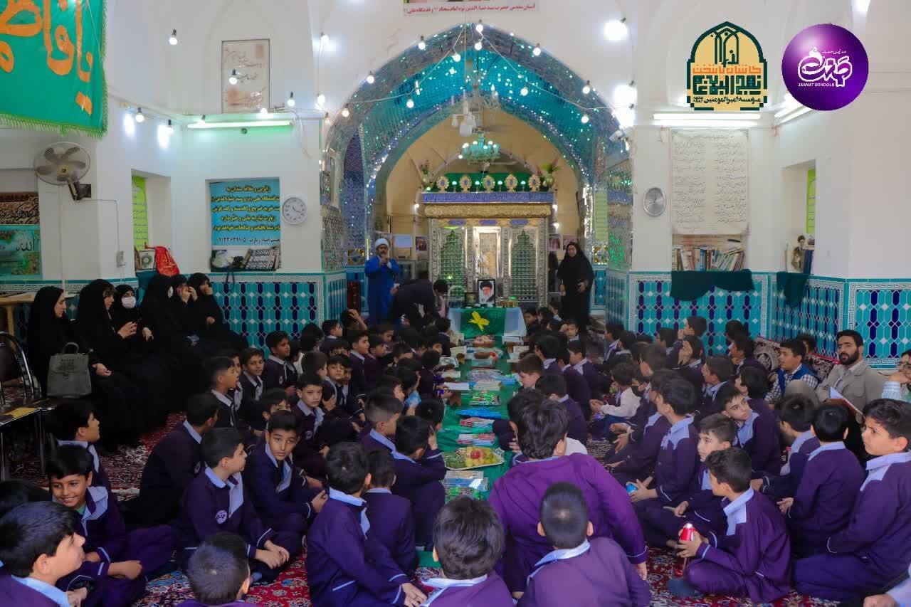 جشن قرآن مدارس قرآنی جنت در کاشان برگزار شد+تصاویر