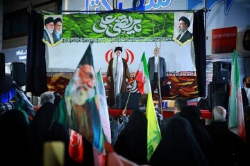 مردم و روحانیت، دو رکن پیروزی ایران در برابر دشمنان/ صیانت از استقلال و تمامیت ارضی کشور در گرو میدان‌داری مردم است