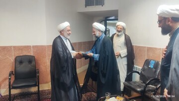تمدید حکم مدیریت مدرسه علمیه شهید بهشتی ابلاغ شد