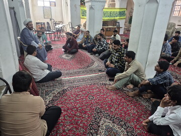 تصاویر/ نشست «تبیین سبک زندگی اسلامی با تاکید بر طب سنتی» در مدرسه علمیه آقابزرگ کاشان