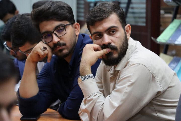 تصاویر/ نشست «فقه نظام ساز» در مدرسه علمیه امام رضا(ع)