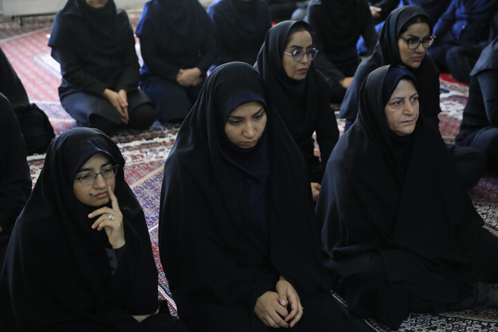  دیدار جمعی از پرستاران با نماینده ولی فقیه در خراسان جنوبی