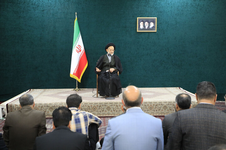  دیدار جمعی از پرستاران با نماینده ولی فقیه در خراسان جنوبی