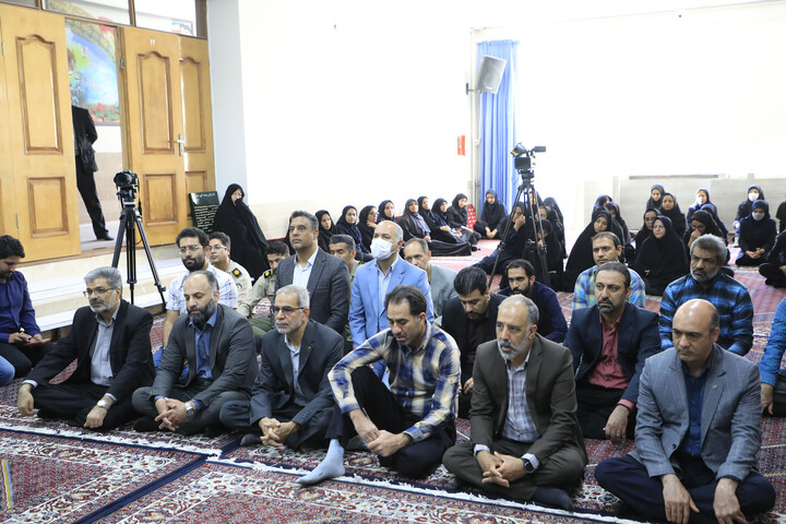  دیدار جمعی از پرستاران با نماینده ولی فقیه در خراسان جنوبی
