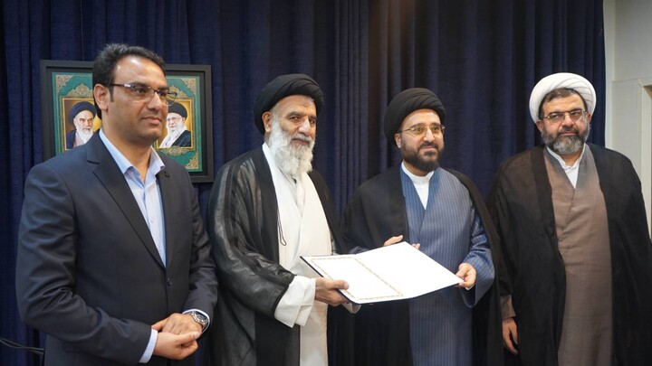 نشست ستاد همکاری‌های حوزه و آموزش و پرورش استان خوزستان