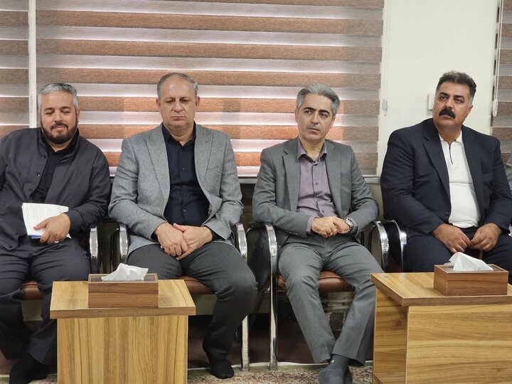 تصاویر/نشست هماهنگی دستگاه‌های اجرایی کردستان برای همایش ملی «بانوی کُرد»