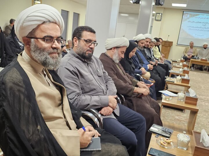تصاویر/نشست هماهنگی دستگاه‌های اجرایی کردستان برای همایش ملی «بانوی کُرد»