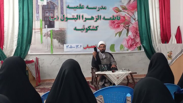 تصاویر/ جلسه توجیهی مبلغان طرح امین در مدرسه علمیه فاطمه الزهرا(س) کشکوئیه