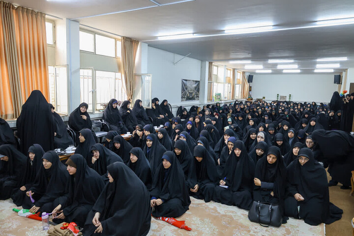 تصاویر | افتتاحیه سال تحصیلی جدید مدارس علمیه خواهران تبریز