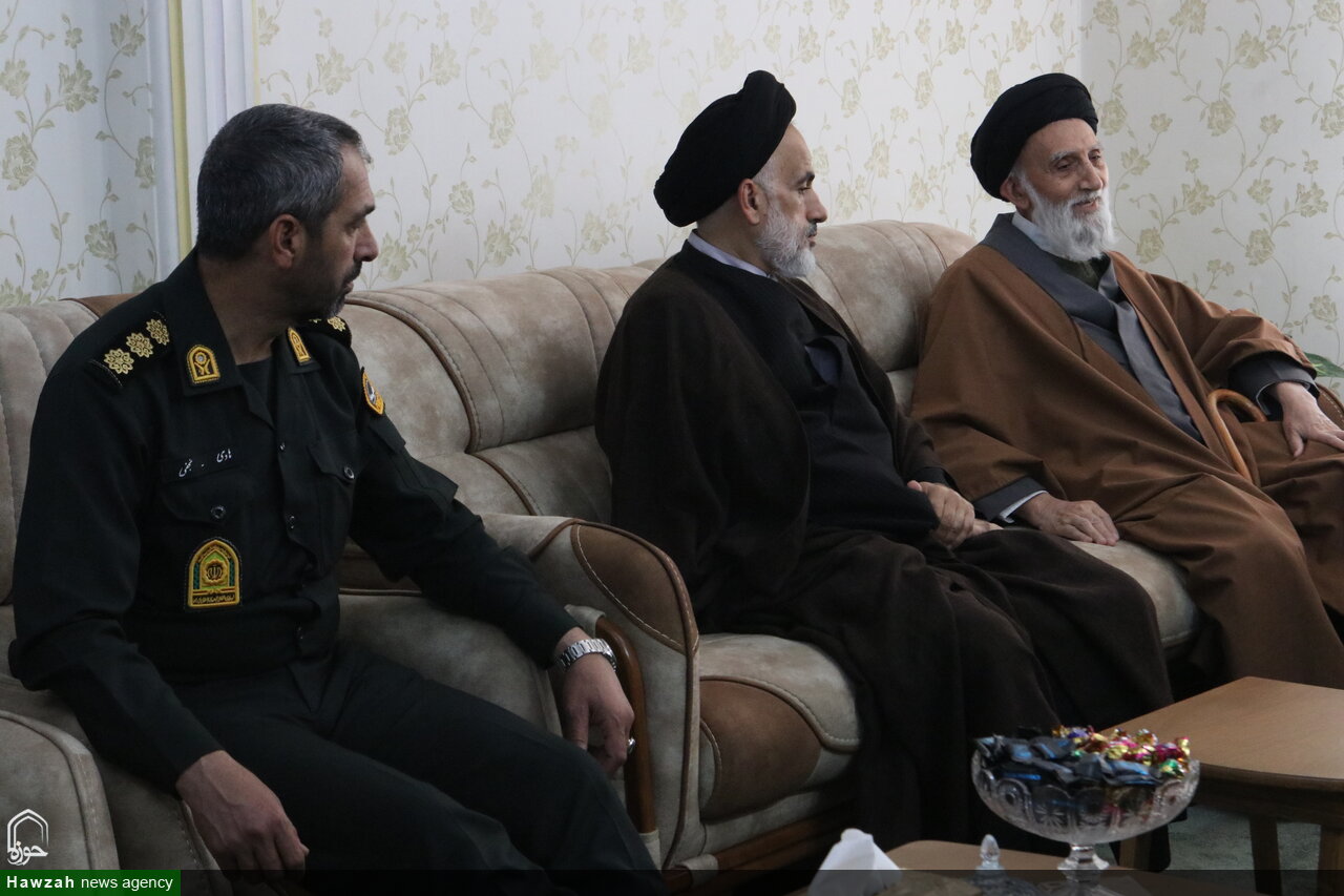 فیلم | دیدار آیت الله موسوی اصفهانی با فرمانده نیروی انتظامی استان همدان