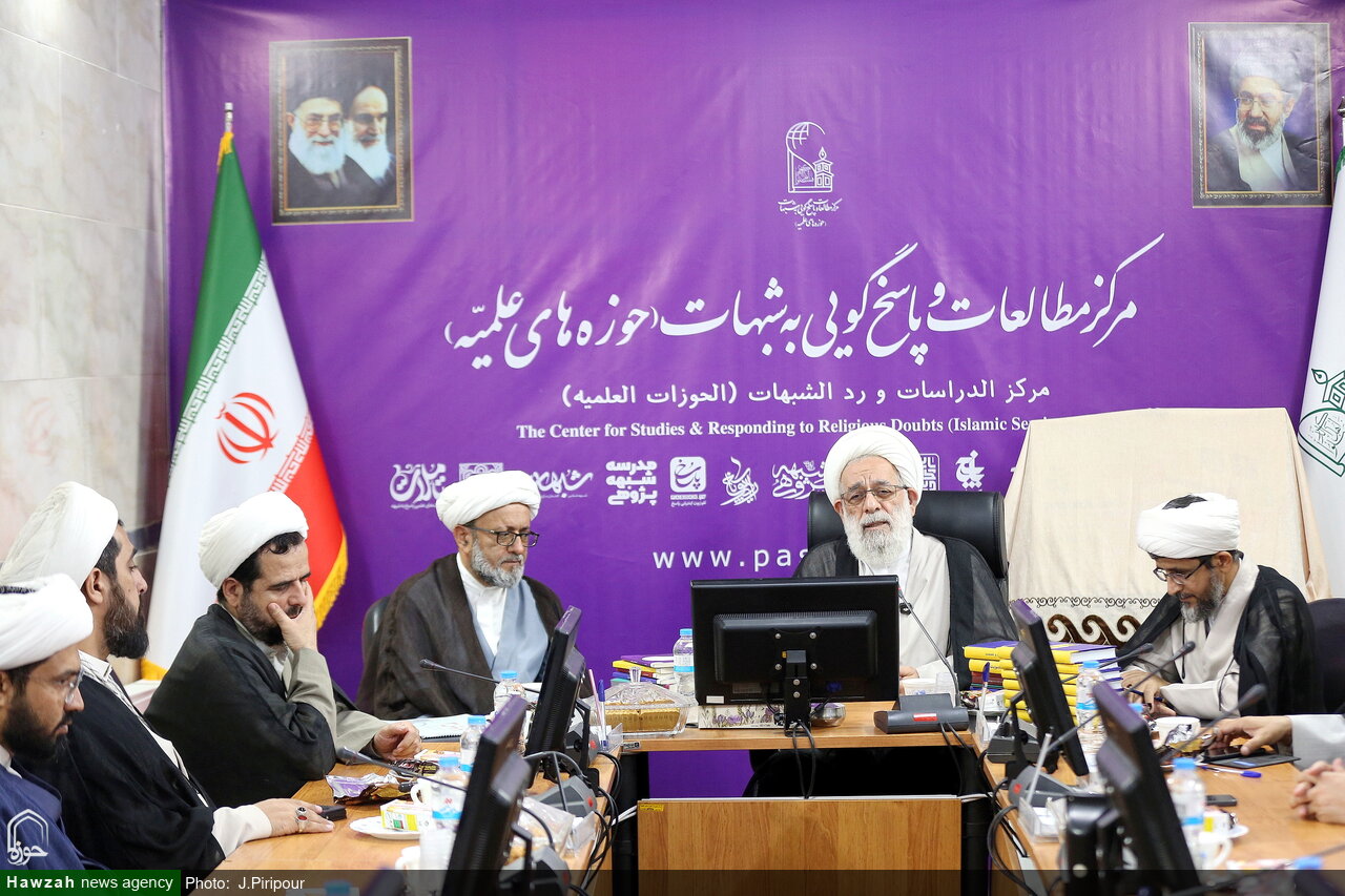 پاسداری حوزه‌های علمیه از مرزهای اعتقادی، سیاسی، اجتماعی و فرهنگی / مراکز حوزوی در پاسخ‌گویی به شبهات، مکمل یکدیگر باشند