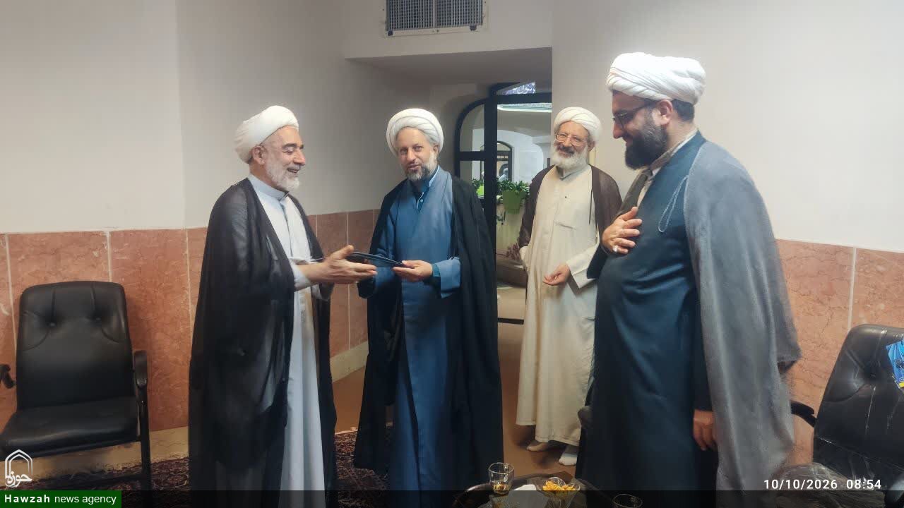 تمدید حکم مدیریت مدرسه علمیه شهید بهشتی ابلاغ شد