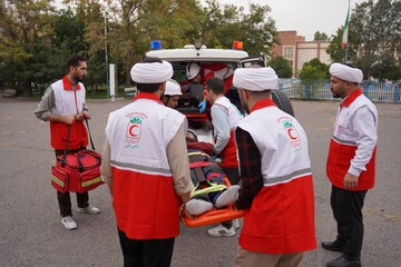 تصاویر / بازدید مسئولان حوزه نمایندگی ولی‌فقیه در هلال‌احمر از کانون طلاب برادران تبریز